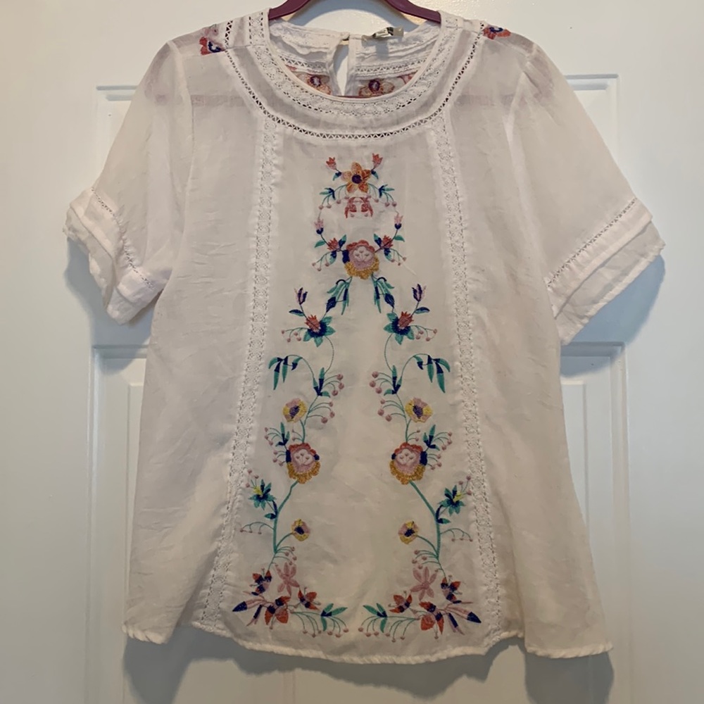 White boho top